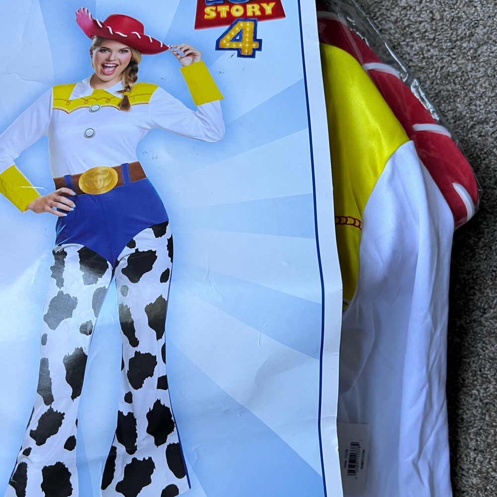 Brand New Toy Story Jessie Costume Size L 12-14